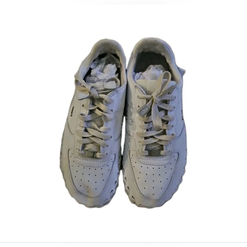 Nike Jacquemus DR0424-100 Cream Leather Sneakers 10.5.